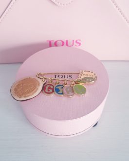 X/IMPERDIBLE GIRL DORADO CON CIRCONITAS. TOUS