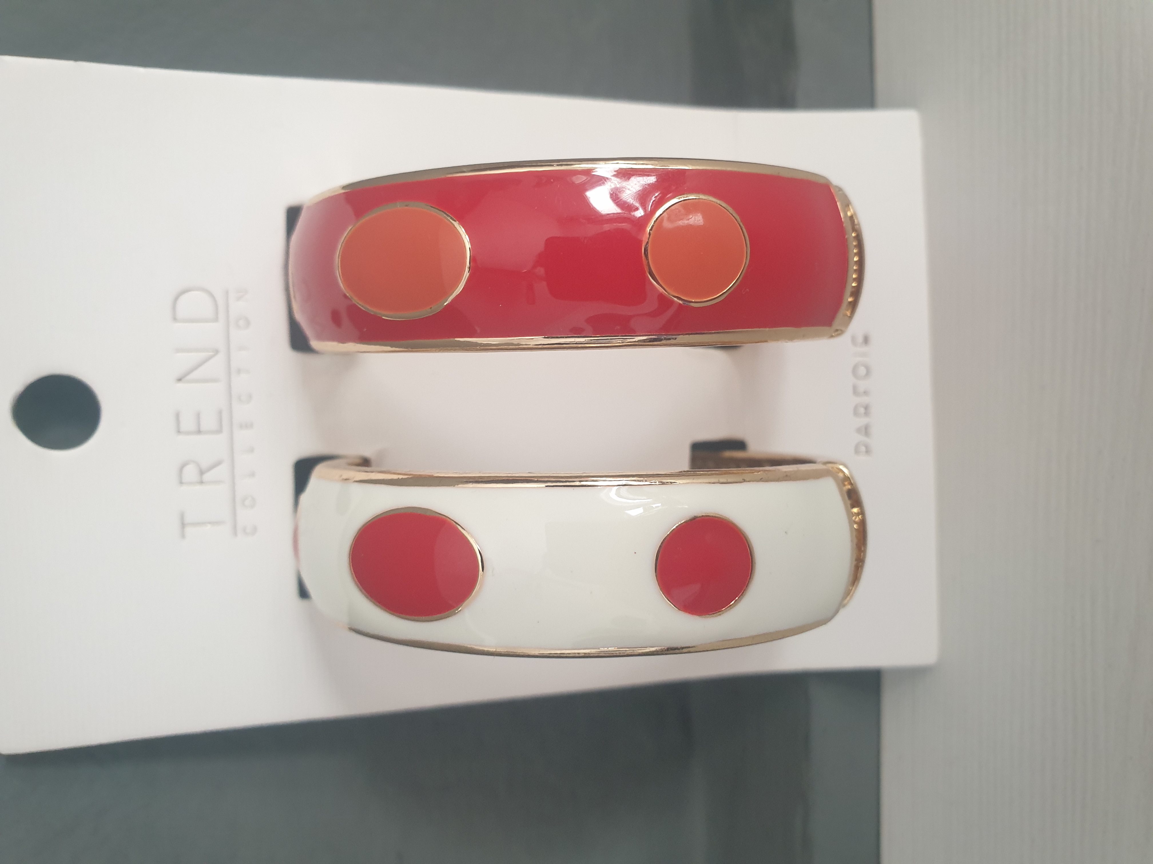 JOYAS PULSERAS BRAZALETES DORADA ESMALTADA BLANCA Y ROJA.PARFOIS