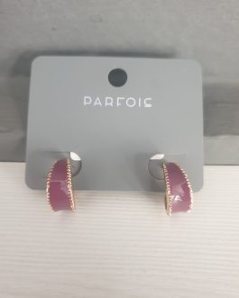Z JOYAS PENDIENTES AROS DORADOS CON ESMALTE VIOLETA.PARFOIS
