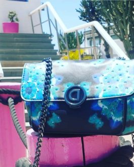 Z/DESIGUAL BANDOLERA AZUL Y NEGRA.