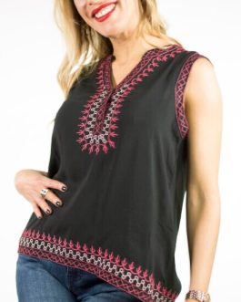 Z/BLUSA BORDADA NEGRO Y ROSA TALLA S-KOROSHI.