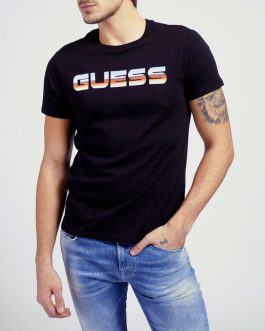 Z/CAMISETA GUESS- NEGRA-LOGO MULTICOLOR- TALLA S